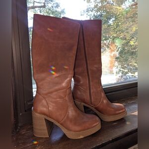 Universal Thread Jora Boots